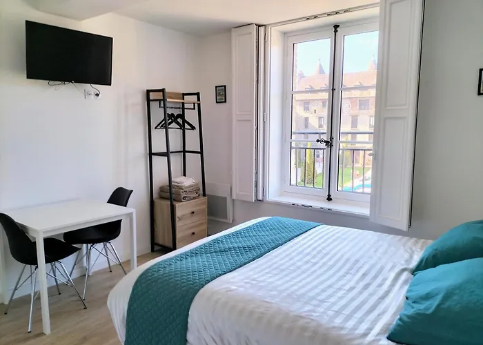 Mutum - Studios 2 Personnes Ou Duplex 5 Personnes , Idealement Places A 100M De La Plage