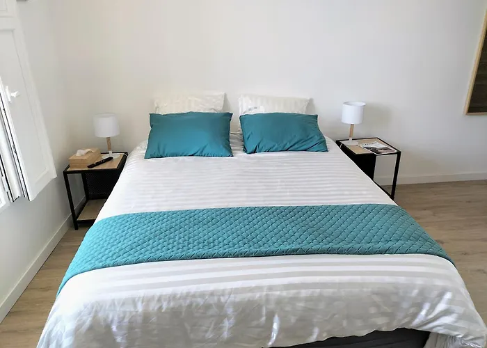 Mutum - Studios 2 Personnes Ou Duplex 5 Personnes , Idealement Places A 100M De La Plage