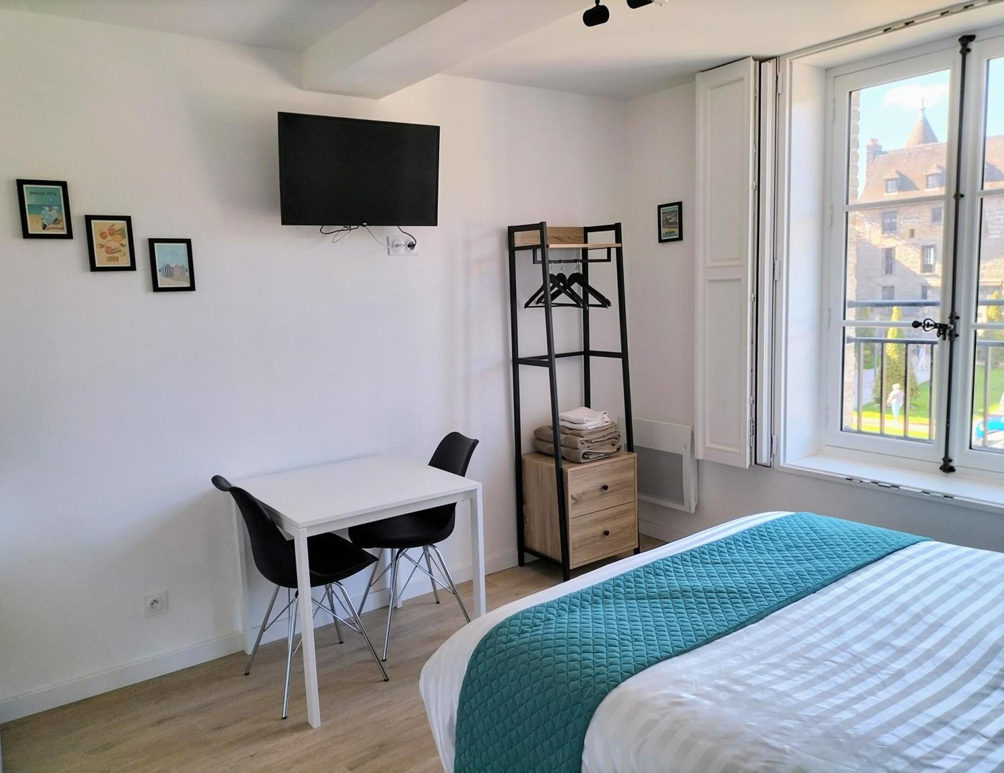 Mutum - 2 Personnes Ou Duplex 5 Personnes , Idealement Places A 100m De La Dieppe