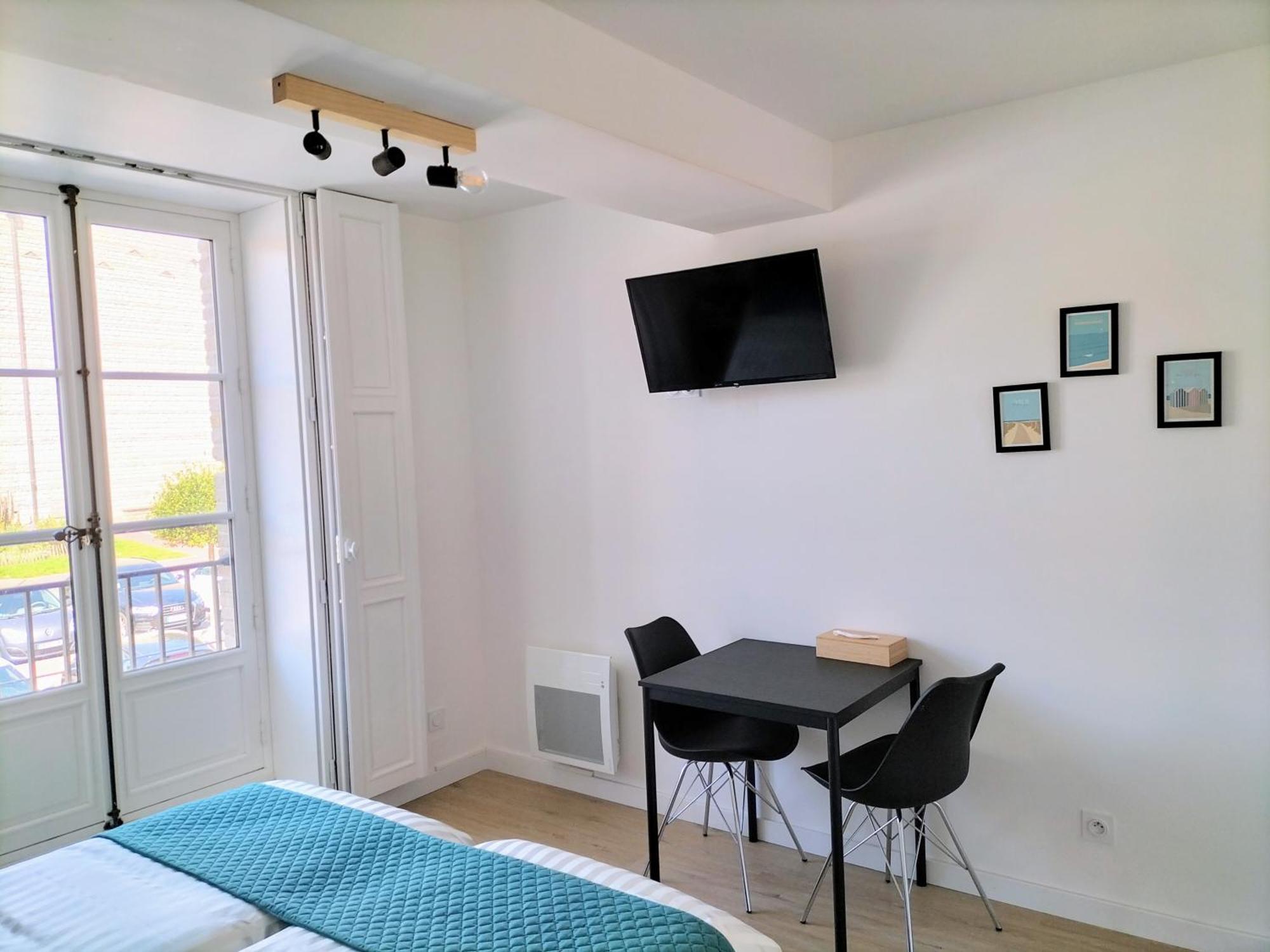 Apartment Mutum - 2 Personnes Ou Duplex 5 Personnes , Idealement Places A 100m De La Dieppe