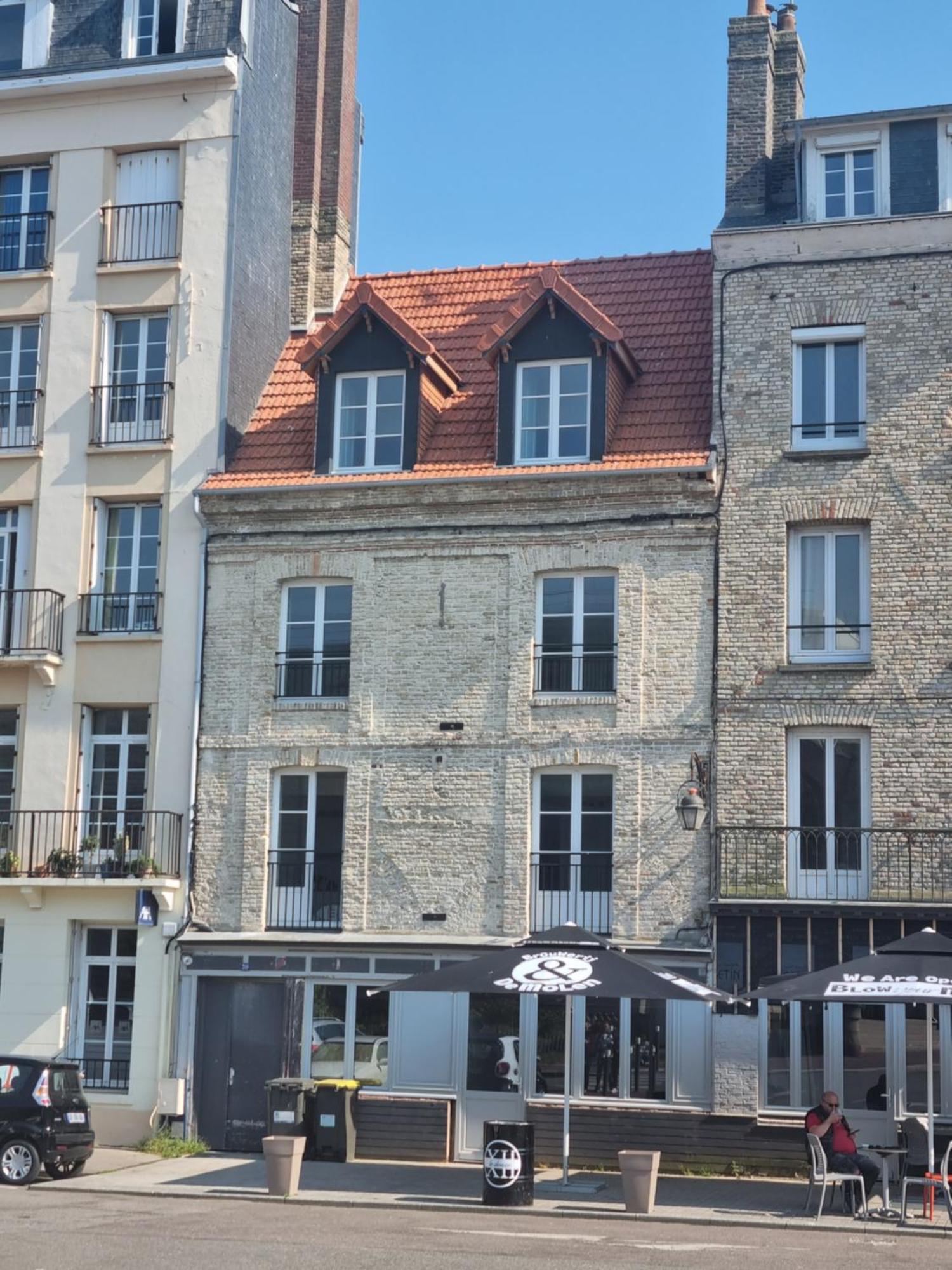 Apartment Mutum - 2 Personnes Ou Duplex 5 Personnes , Idealement Places A 100m De La Dieppe